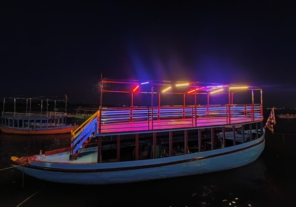 House Boat (bajra) boat ride in varanasi